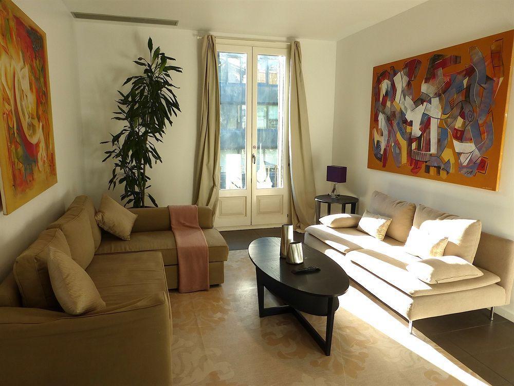 Super Balmes Guest House Barcelona Exterior foto