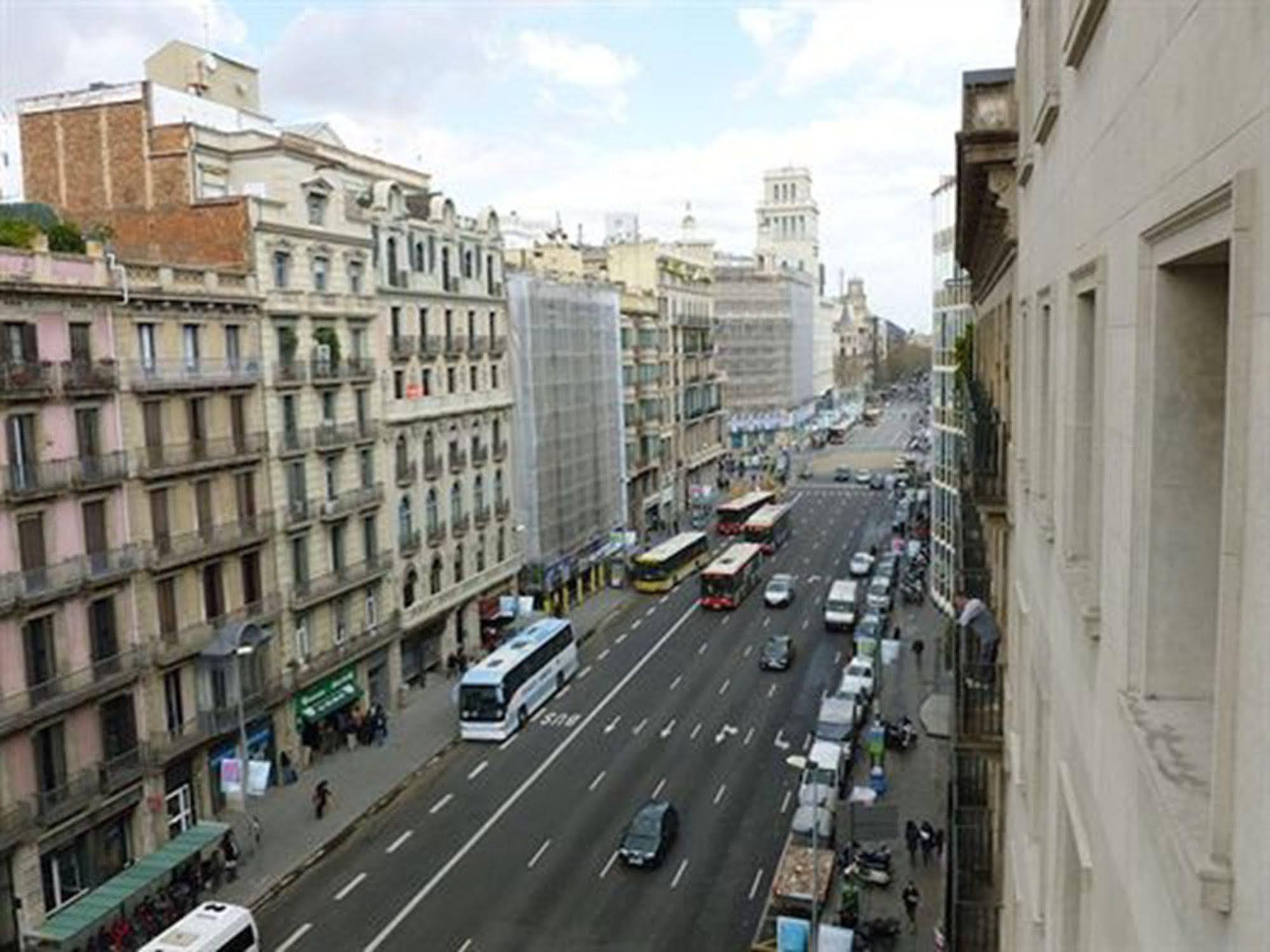 Super Balmes Guest House Barcelona Exterior foto