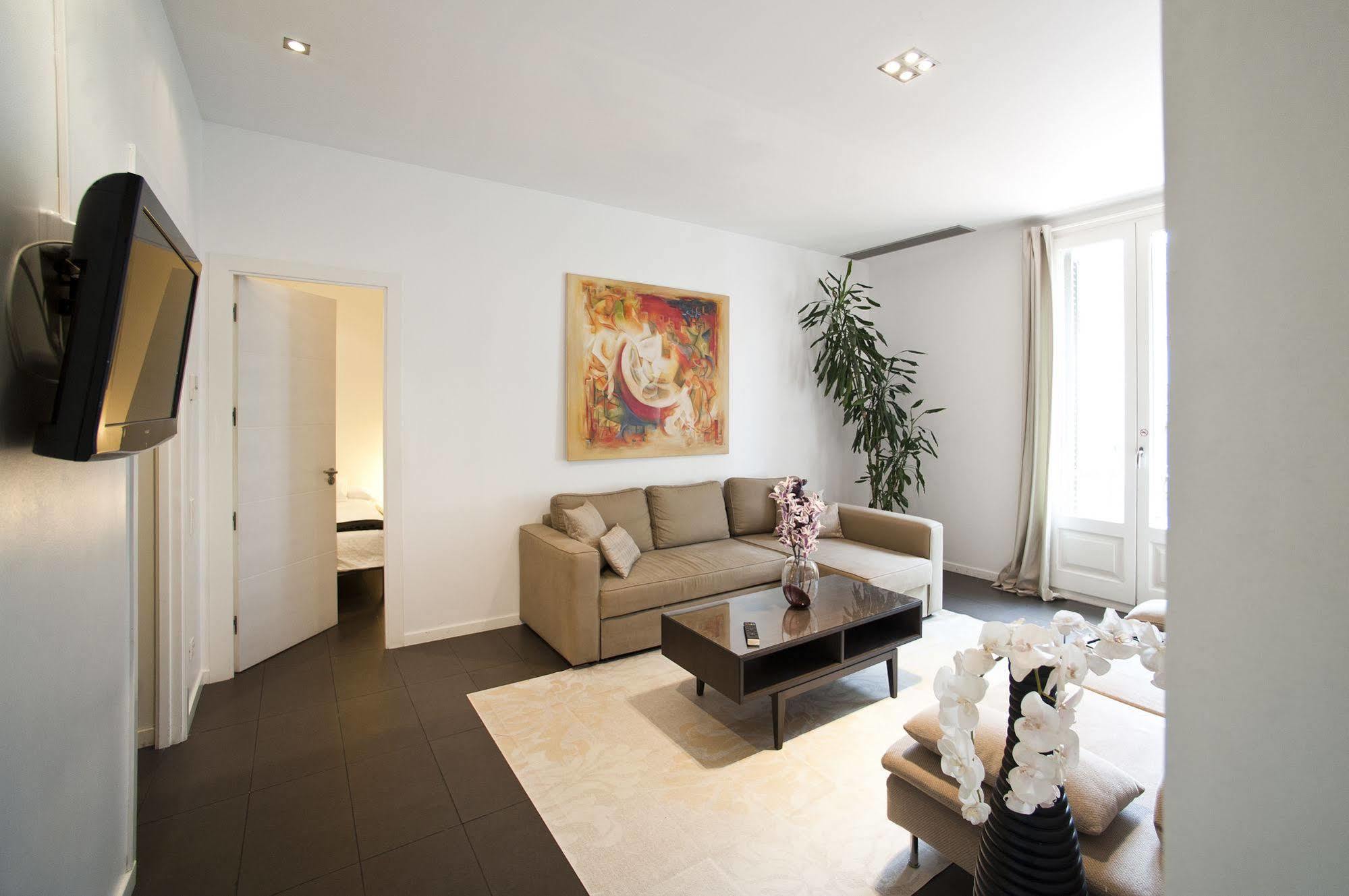 Super Balmes Guest House Barcelona Exterior foto